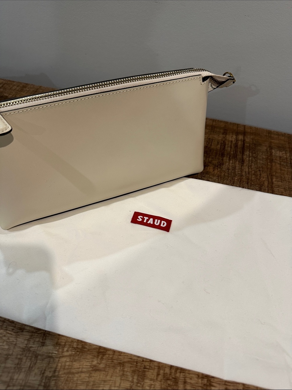 STAUD Cream Leather Top-Zip Shoulder Bag with Gold Hardware - Picture 8 of 8
